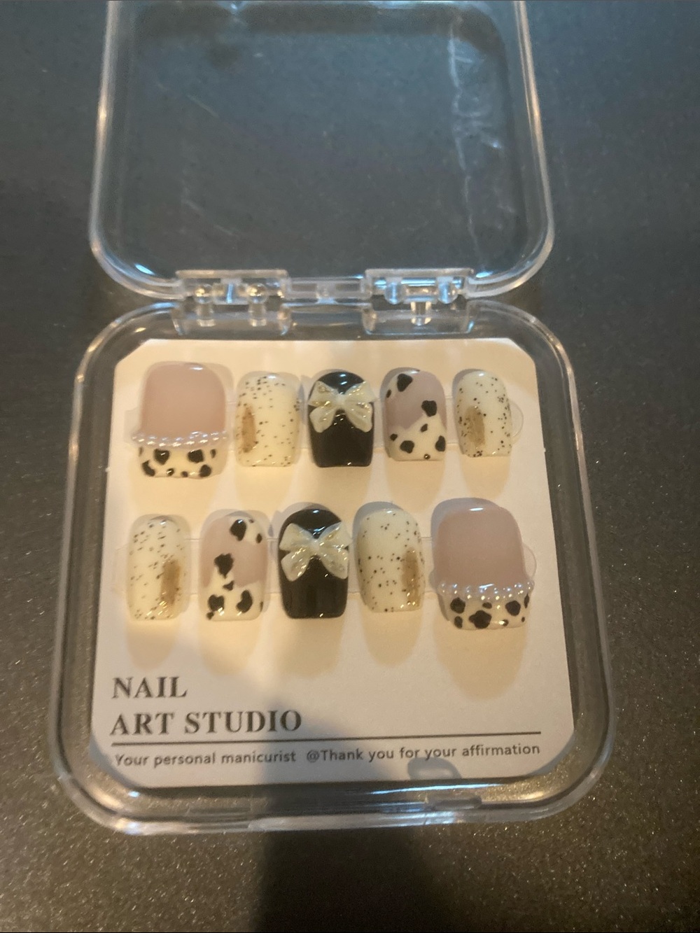 Press-On Nails Set - Black, Cream, Tan